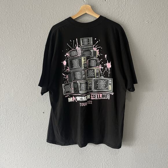 2022 Machine Gun Kelly Mainstream Sellout Tour Tshirt Mens 2XL Music Graphic Tee - Picture 6 of 8